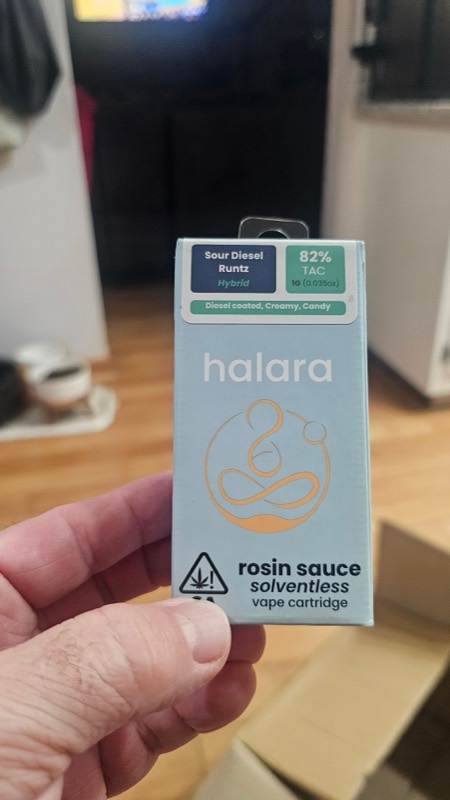 Halára customer photo — sour diesel runtz